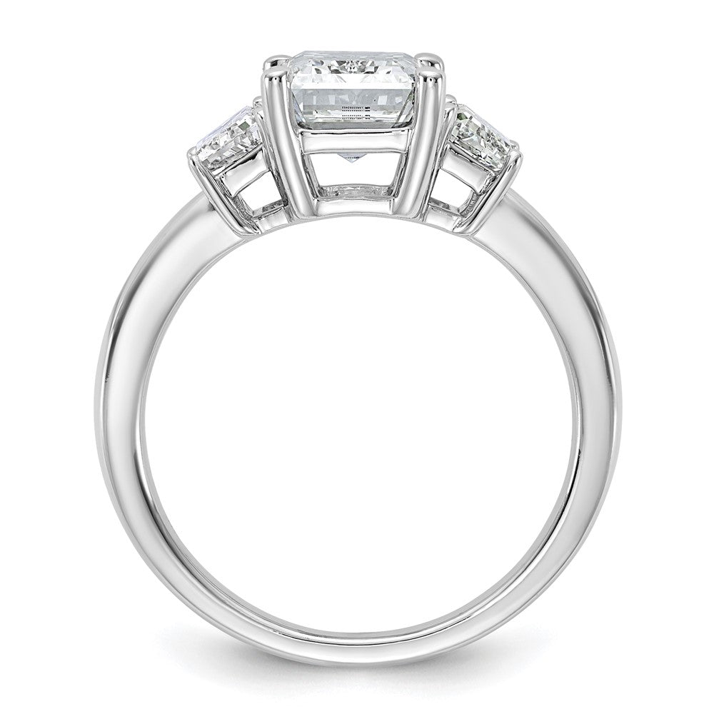 14kw 3 1/3ct Cert Lab Grown Diamond VS+ F+ Emerald&Trapezoid Eng Ring
