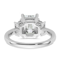 14kw 3 1/3ct Cert Lab Grown Diamond VS+ F+ Emerald&Trapezoid Eng Ring