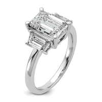 14kw 3 1/3ct Lab Grown Diamond VS+ F+ Emerald&Trapezoid Eng Ring