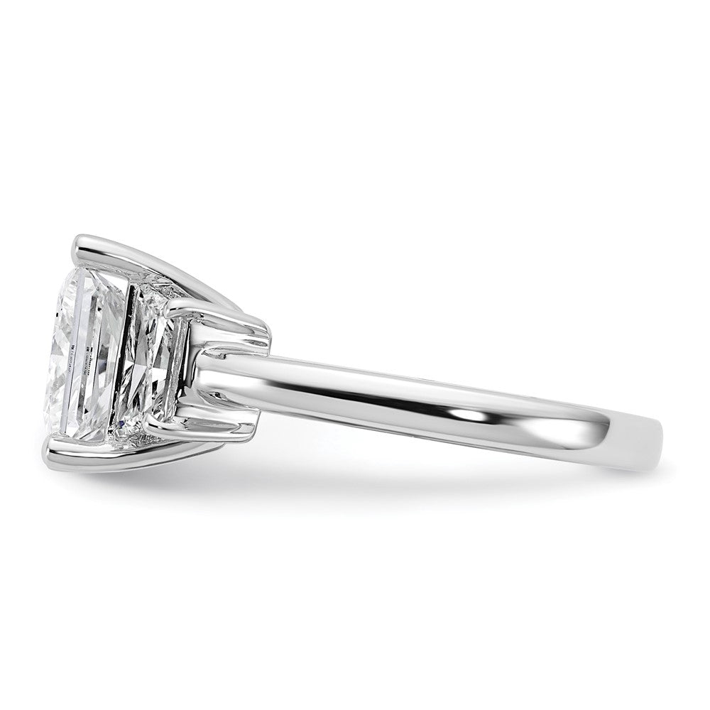 14kw 4ct Lab Grown Diamond VS+ F+ Princess&Trapezoid Comp Eng Ring