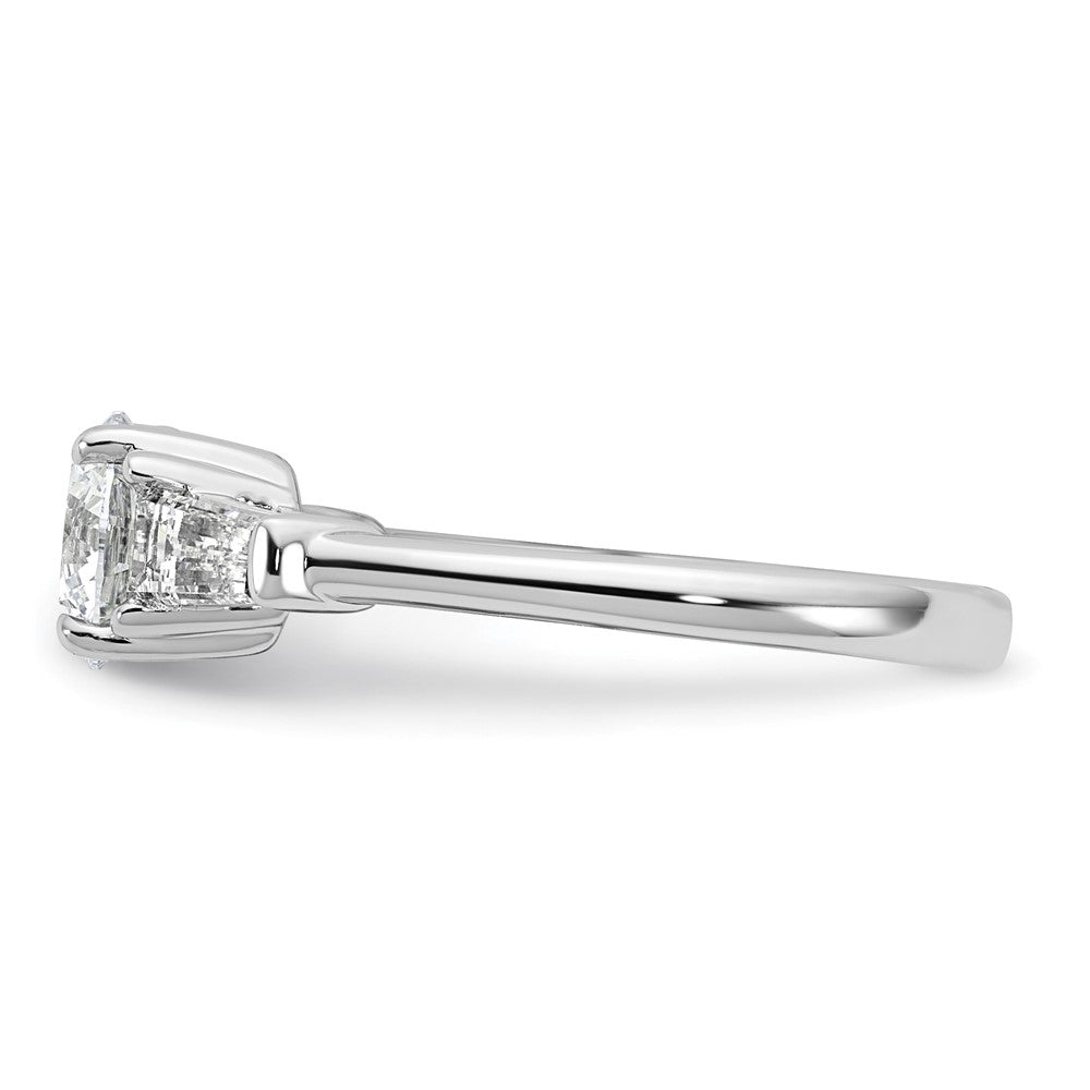 14kw 1 1/2ct Lab Grown Dia VS+ F+ Baguette Sidestones Comp Eng Ring