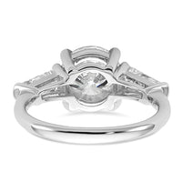 14kw 3 3/4ct Cert Lab Grown Dia VS+ F+&Baguette Comp 3 Stone Eng Ring
