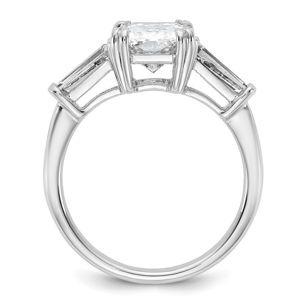 14kw 3 1/5ct Cert Lab Grown Dia VS+ F+ Radiant w/ Baguette Comp Eng Ring