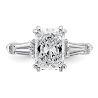 14kw 3 1/5ct Cert Lab Grown Dia VS+ F+ Radiant w/ Baguette Comp Eng Ring
