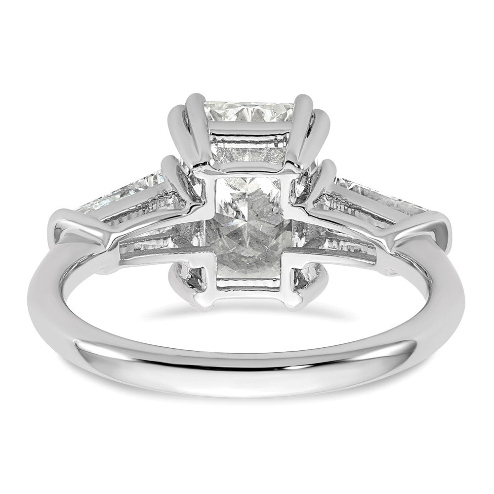 14kw 3 1/5ct Cert Lab Grown Dia VS+ F+ Radiant w/ Baguette Comp Eng Ring