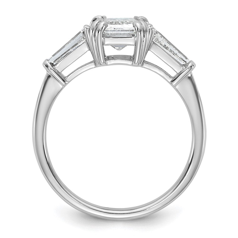 14kw 2 1/5ct Cert Lab Grown Dia VS+ F+ Emerald&Tapered Baguette Eng Ring