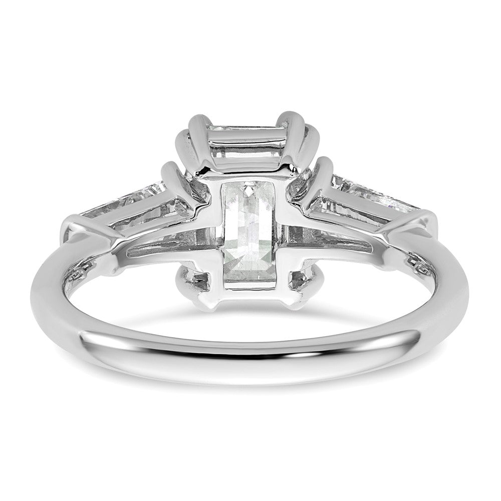 14kw 2 1/5ct Cert Lab Grown Dia VS+ F+ Emerald&Tapered Baguette Eng Ring