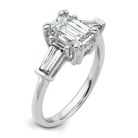 14kw 1 3/4ct Cert Lab Grown Dia VS+ F+ Emerald&Tapered Baguette Eng Ring