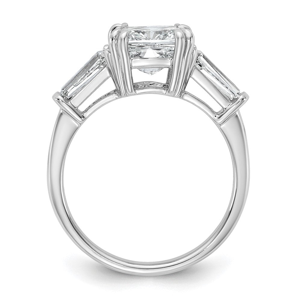 14kw 3 1/5ct Cert Lab Grown Dia VS+ F+ Cushion&Baguette Comp Eng Ring
