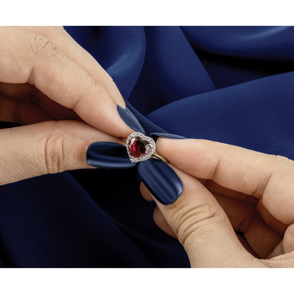 14kw 1/6ct Lab Grown Dia VS+ F+& Natural Ruby Comp Heart Ring