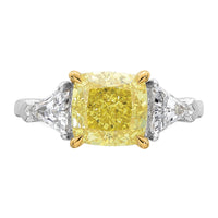 14ktt Lab Grown Dia. Cushion VS+ Cert. Vivid Yellow & Trillion VS+ F+ Ring