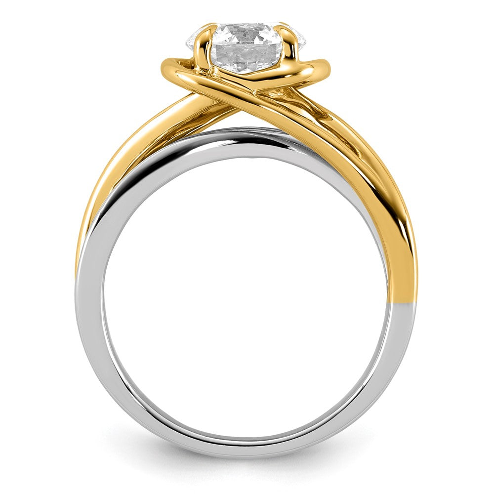 14ktt Certified Round Center Lab Grown Diamond VS+ F+ Ring