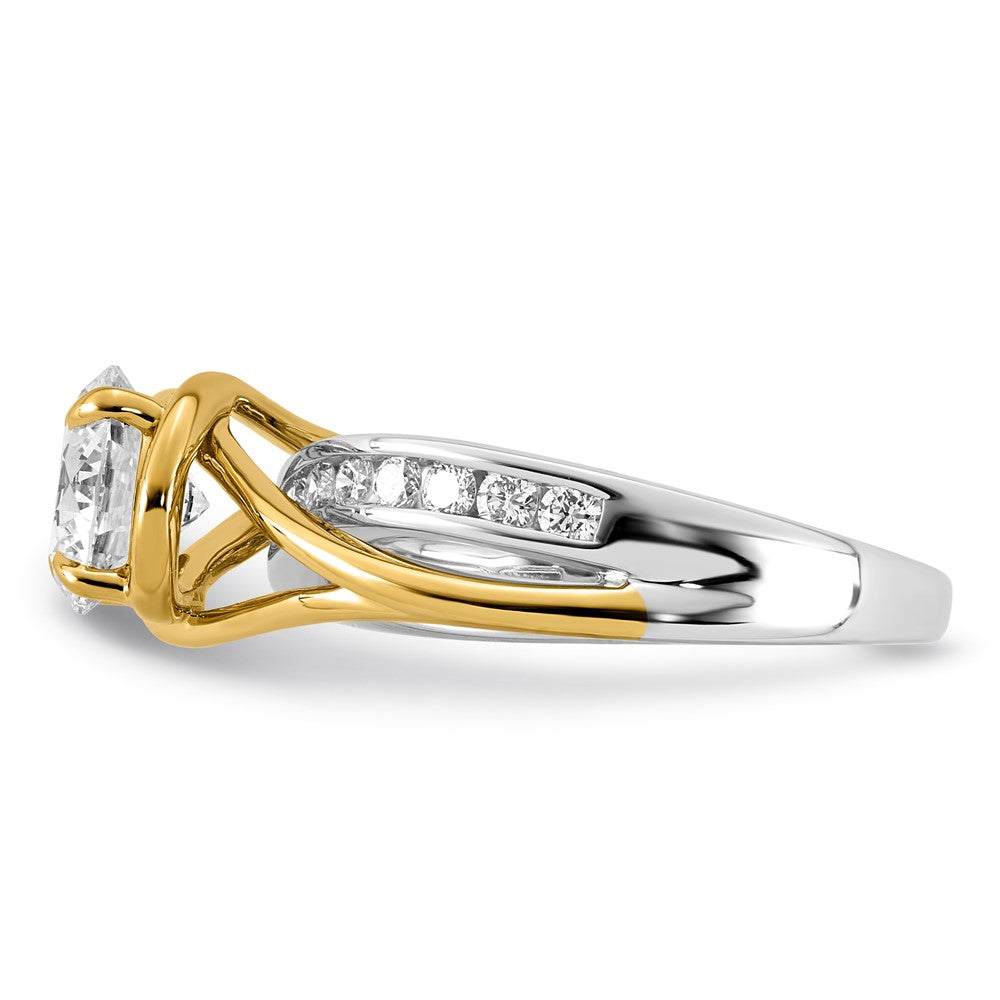 14ktt Certified Round Center Lab Grown Diamond VS+ F+ Ring