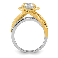 14ktt Certified Round Center Lab Grown Diamond VS+ F+ Ring