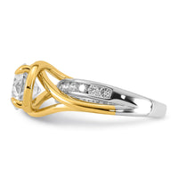 14ktt Certified Round Center Lab Grown Diamond VS+ F+ Ring