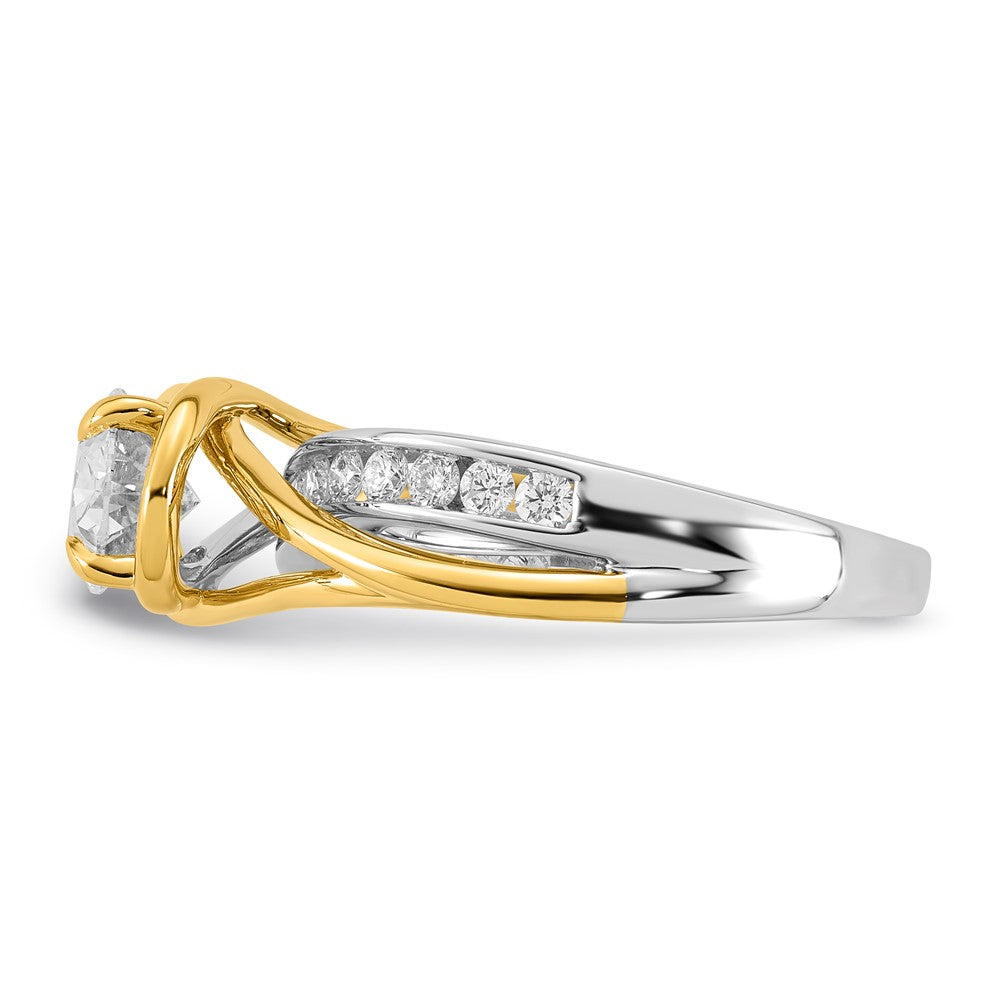14ktt Certified Oval Center Lab Grown Diamond VS+ F+ Ring