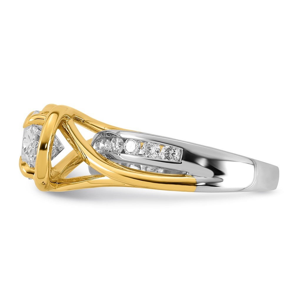 14ktt Certified Oval Center Lab Grown Diamond VS+ F+ Ring