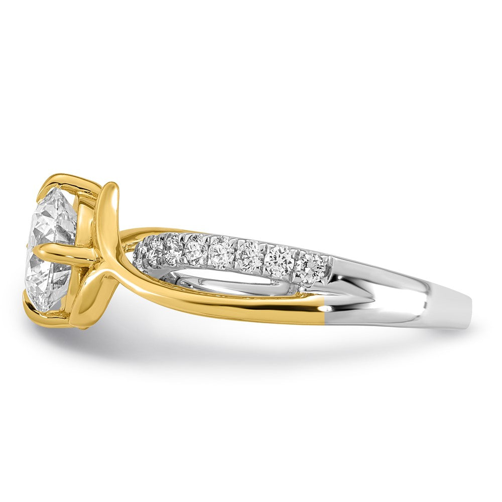 14ktt Certified Round Center Lab Grown Diamond VS+ F+ Ring