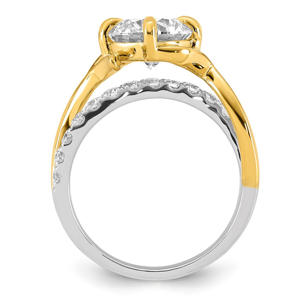 14ktt Certified Round Center Lab Grown Diamond VS+ F+ Ring