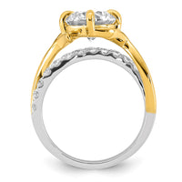 14ktt Certified Round Center Lab Grown Diamond VS+ F+ Ring
