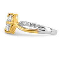 14ktt Certified Round Center Lab Grown Diamond VS+ F+ Ring