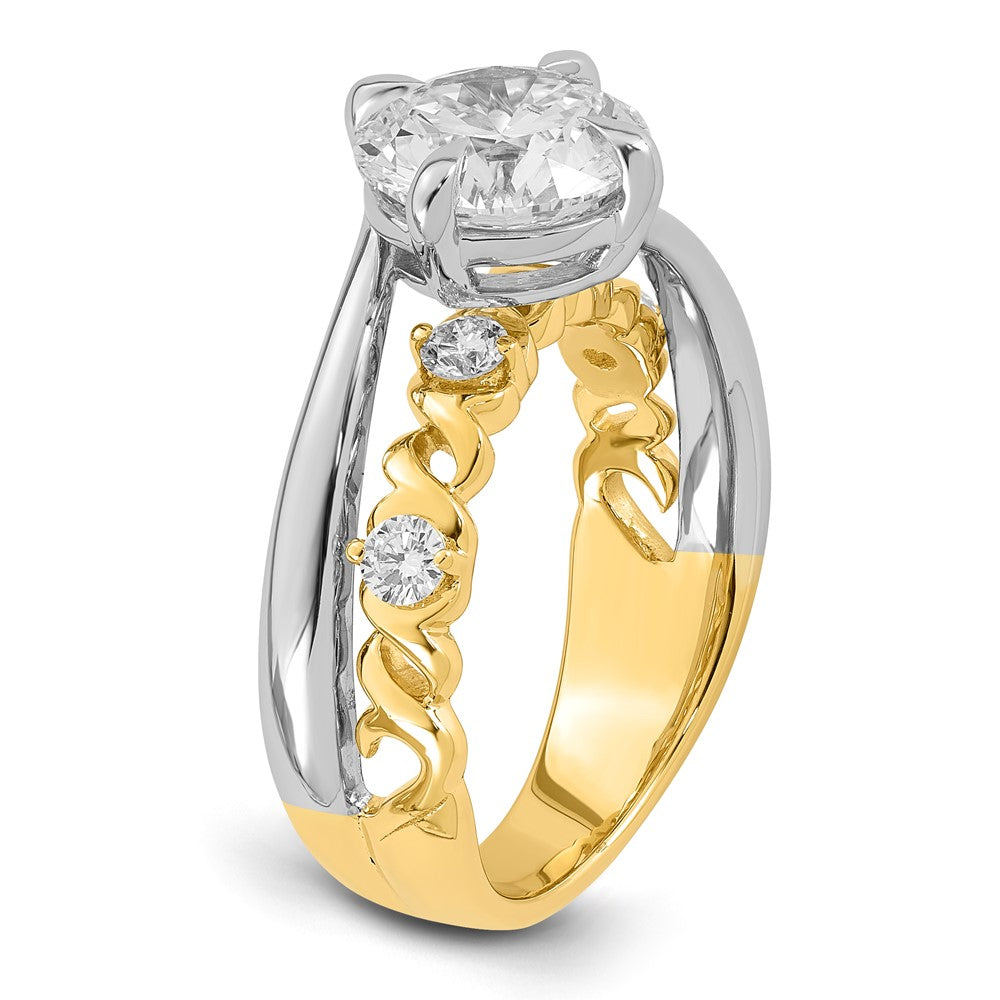 14ktt Certified Round Center Lab Grown Diamond VS+ F+ Ring