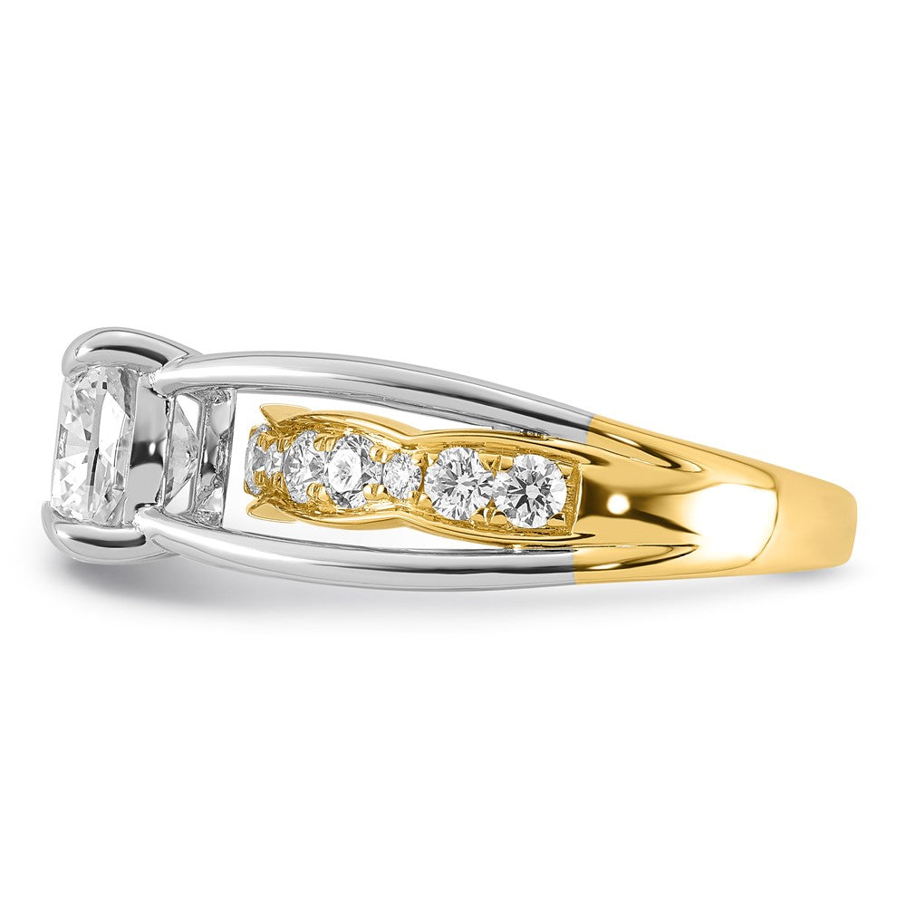 14ktt Certified Cushion Center Lab Grown Diamond VS+ F+ Ring
