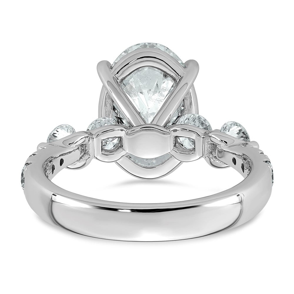 14kw 4 7/8ct Cert Oval Ctr Lab Grown Dia VS+ F+ w/ Round Sides Comp Ring