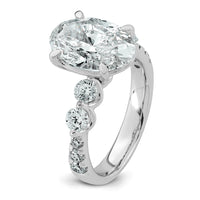 14kw 4 7/8ct Cert Oval Ctr Lab Grown Dia VS+ F+ w/ Round Sides Comp Ring