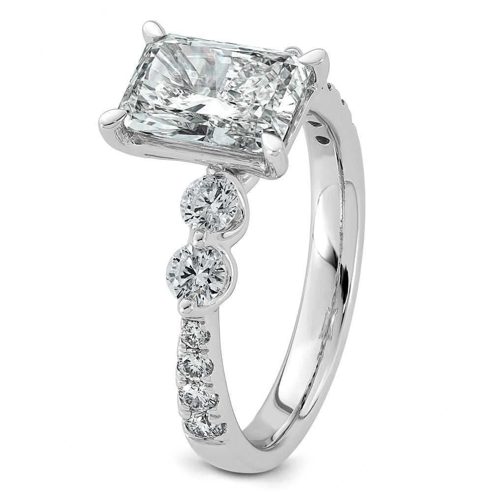 14kw 2 5/8ct Cert. Radiant Ctr Lab Grown Dia VS+ F+ Comp Ring