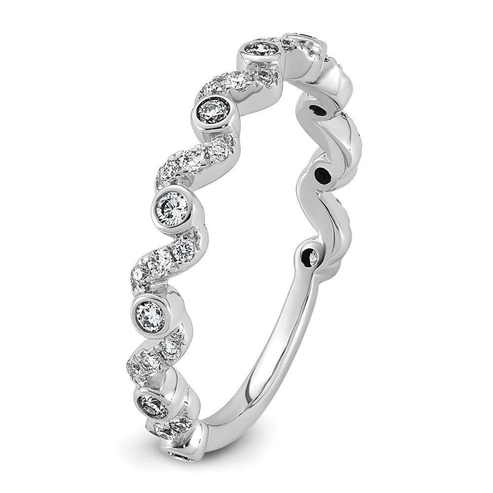 14kw 1/3ct Lab Grown Dia VS+ F+ Comp Wedding Band