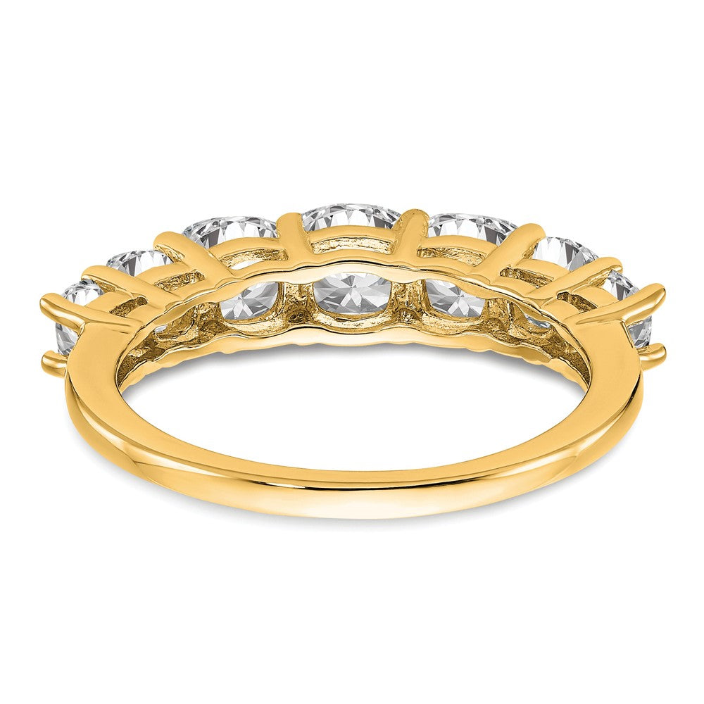 14k 1 5/8ct Lab Grown Diamond VS+ F+ Cushion Comp 7 Stone Band