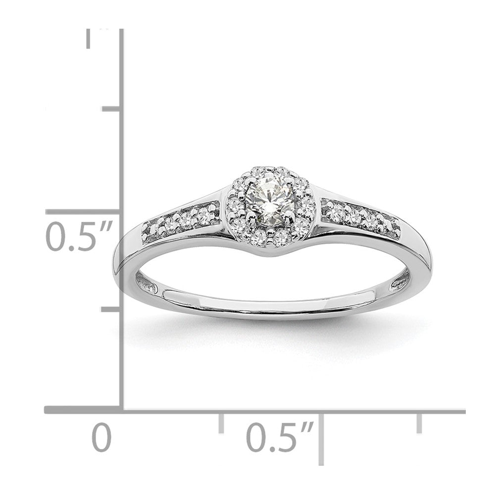 10kw 1/5ct Lab Grown Diamond VS/SI+ G+ Complete Cluster Eng Ring