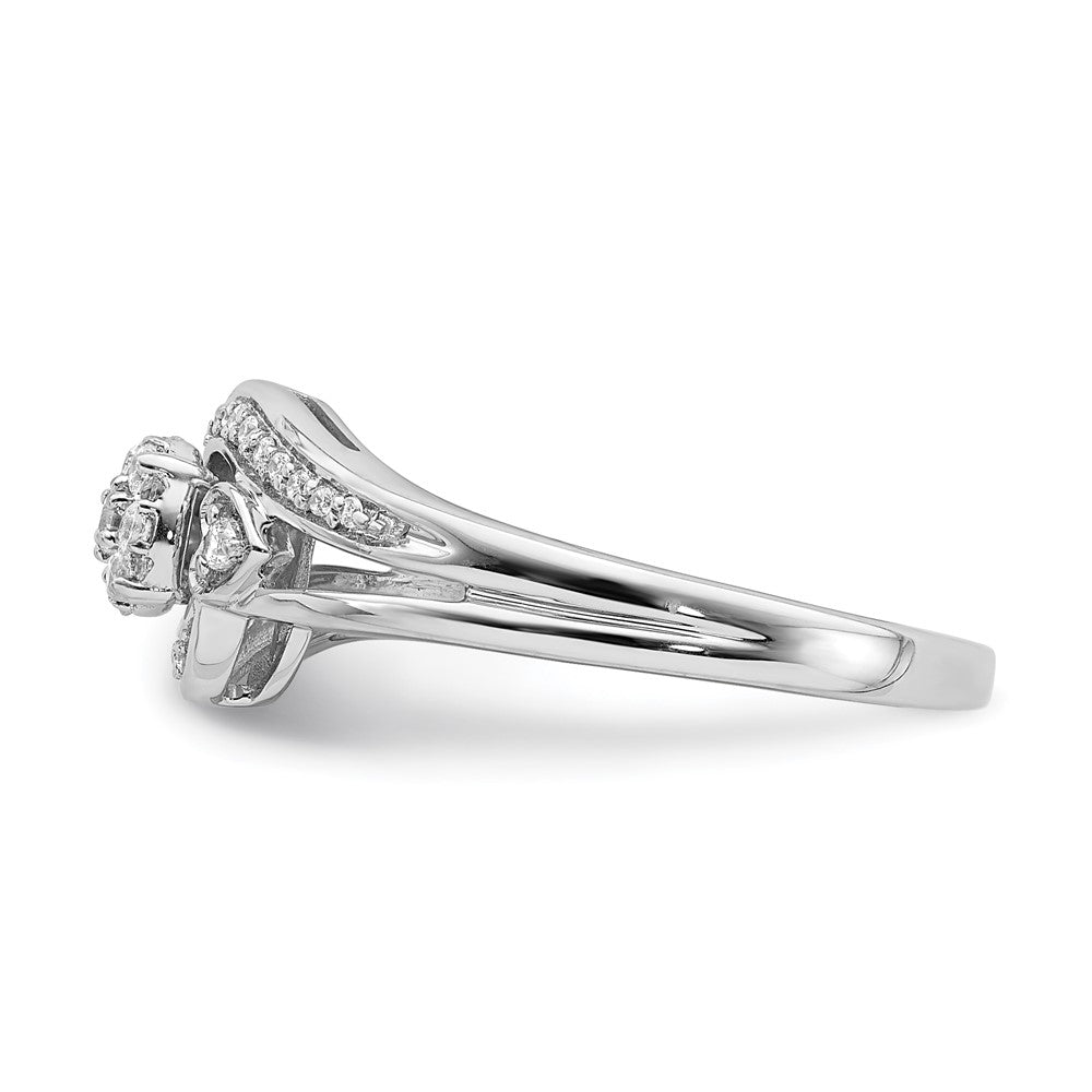 10kw 1/5ct Lab Grown Diamond VS/SI+ G+ Complete Cluster Eng Ring