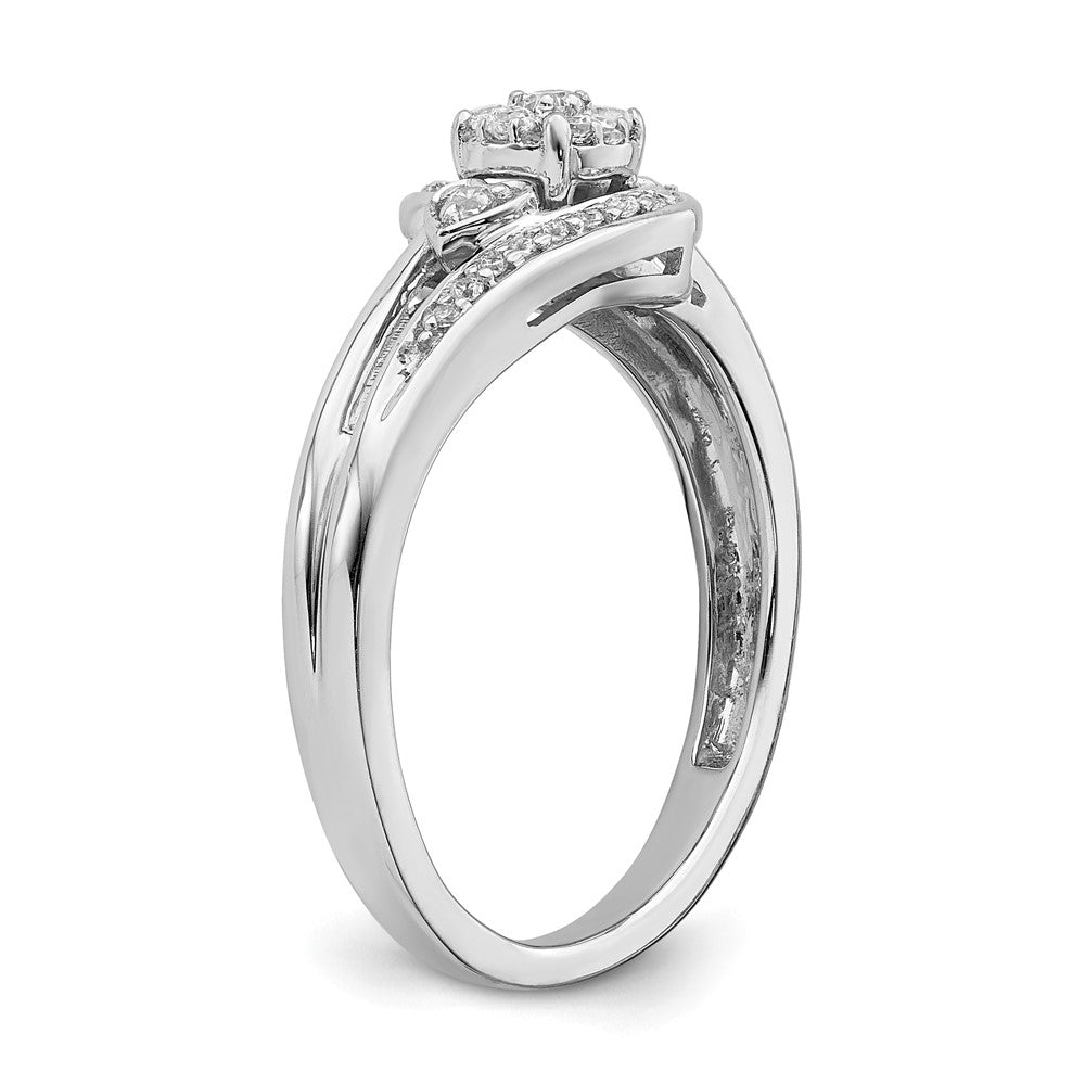 10kw 1/5ct Lab Grown Diamond VS/SI+ G+ Complete Cluster Eng Ring