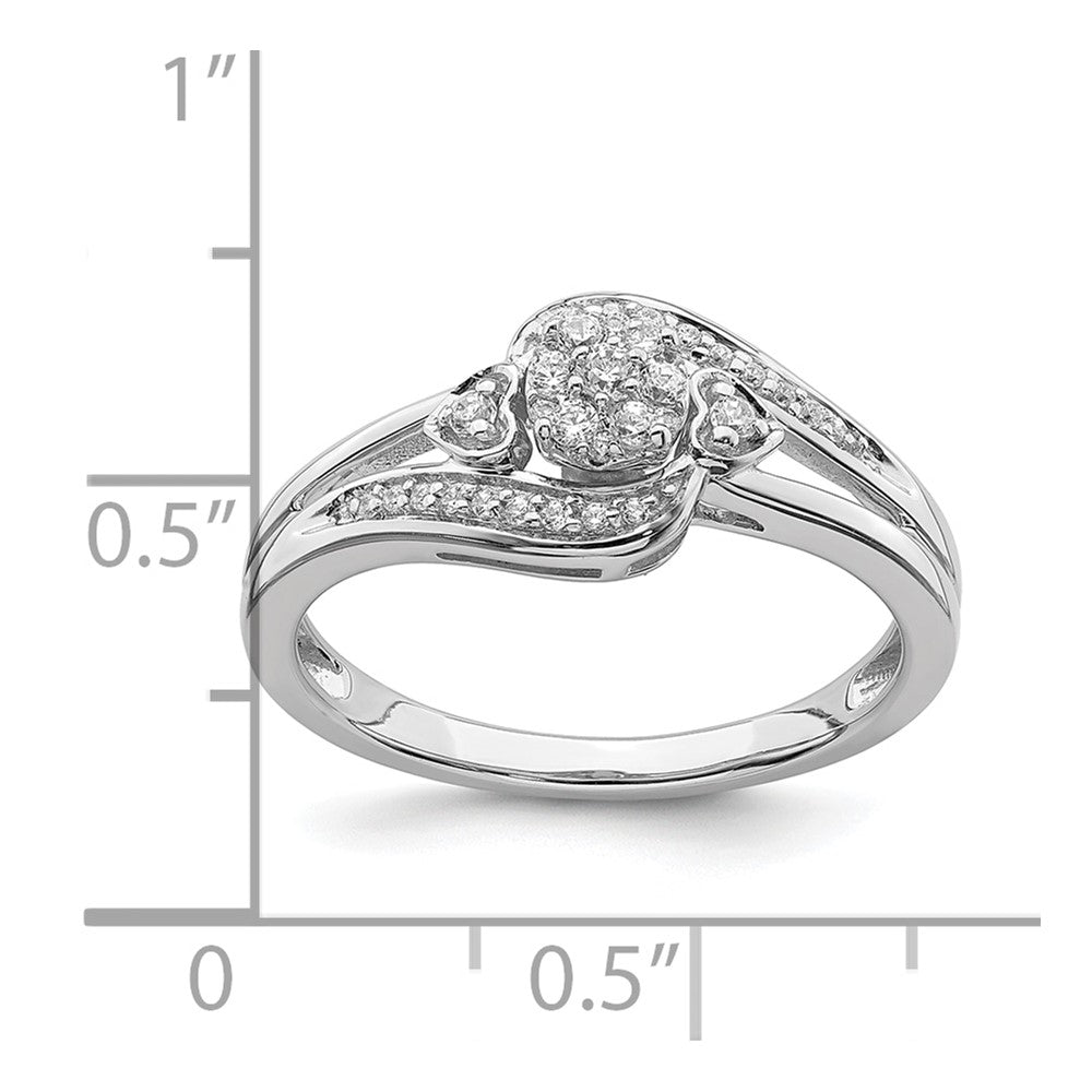 10kw 1/5ct Lab Grown Diamond VS/SI+ G+ Complete Cluster Eng Ring