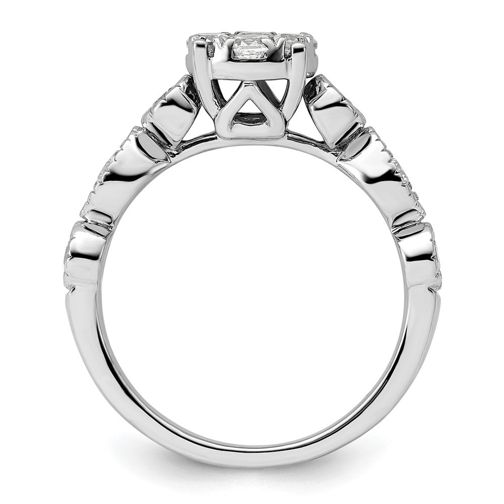 14kw 3/4ct Lab Grown Diamond VS/SI+ G+ Complete Cluster Eng Ring
