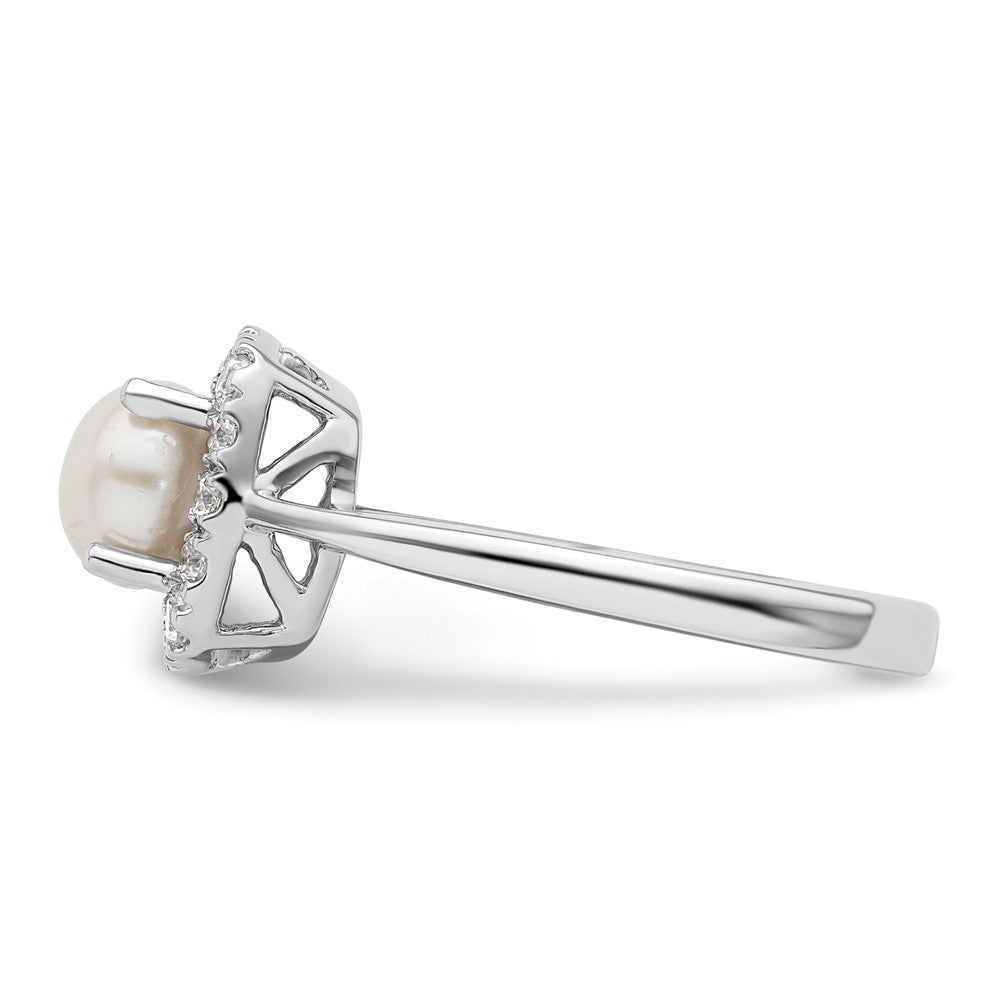 14kw 1/4ct Lab Grown Dia VS/SI+ G+ June Birthstone FWC Pearl Halo Ring