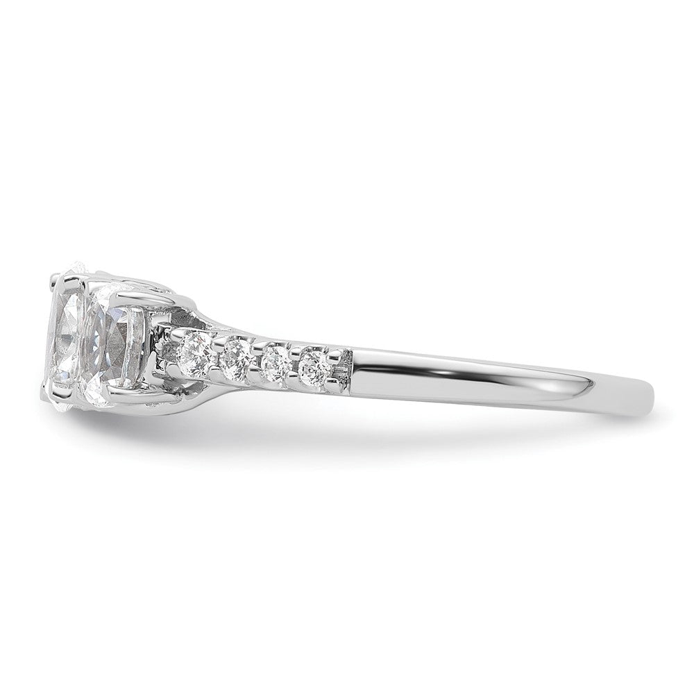 14kw 1/8ct Lab Grown Diamond VS+ F+ 3/8ct Oval Semi 3 Stone Eng Ring