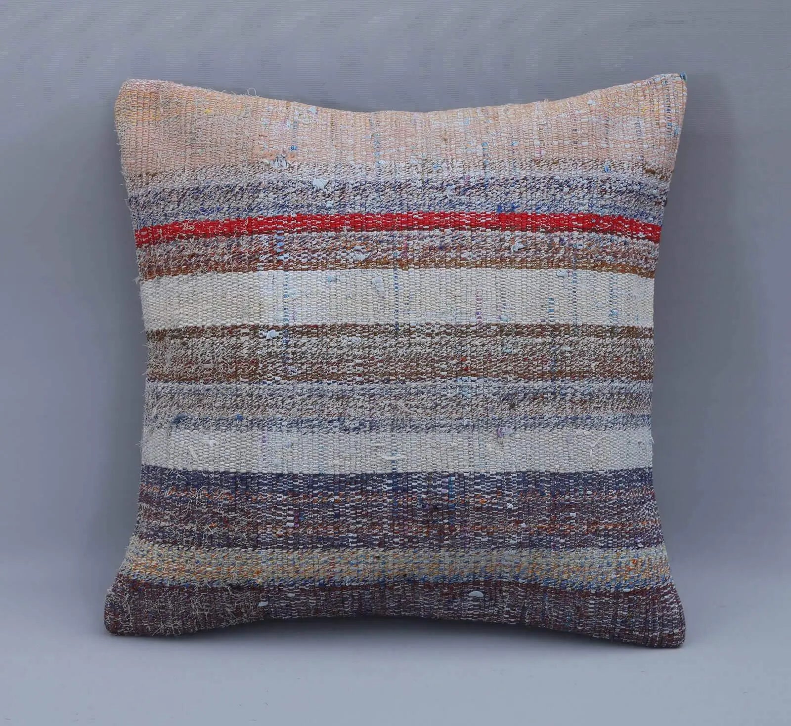 RC 27121 1 BEIGE PILLOWS