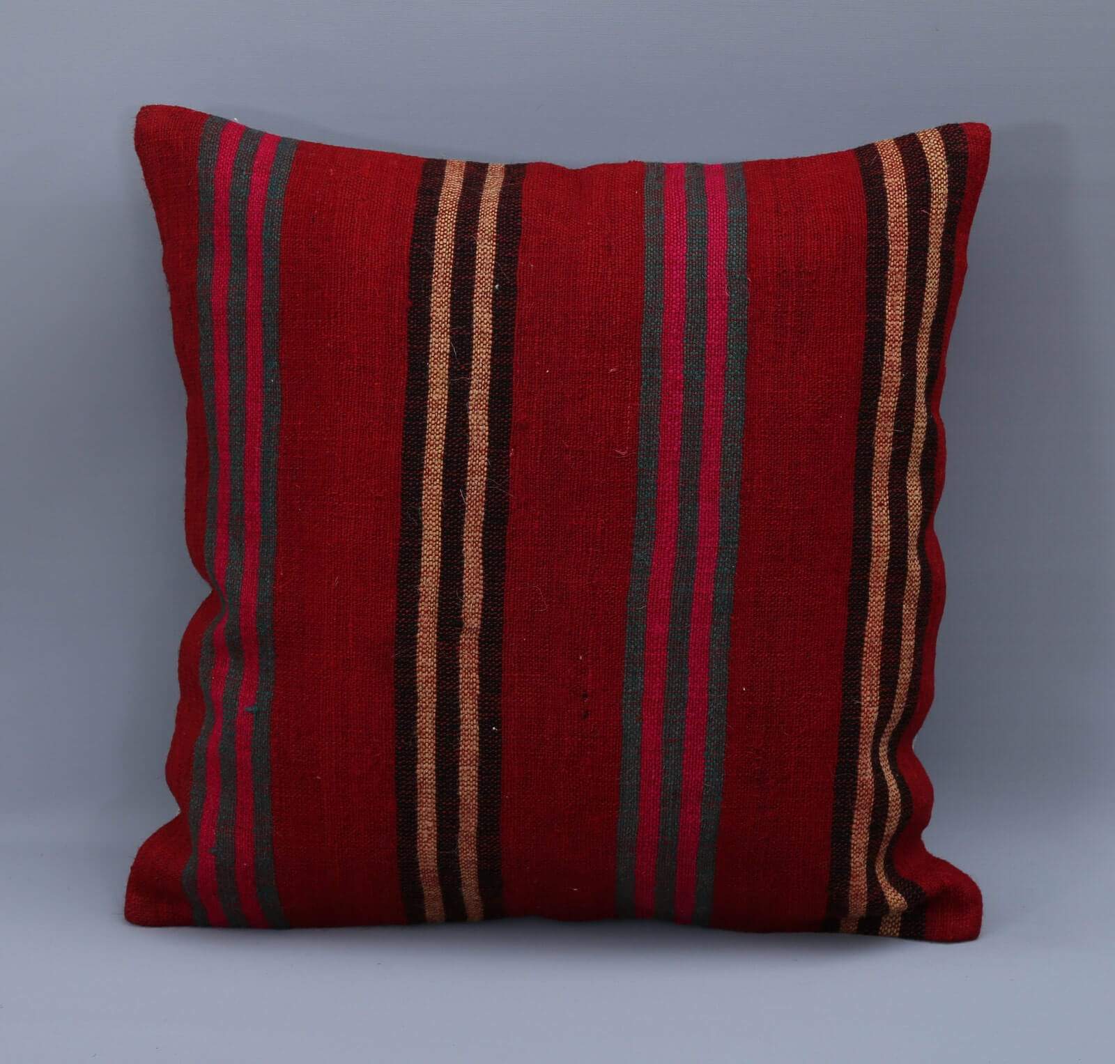 RC 27251 1 RED PILLOWS