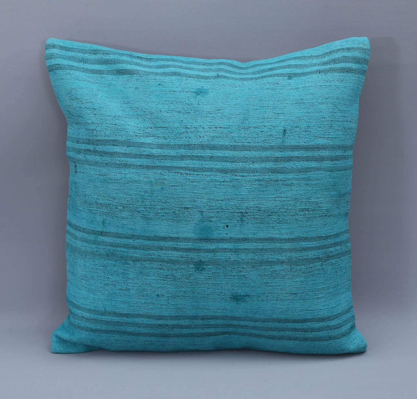 RC 27276 1 TURQUOISE PILLOWS 1
